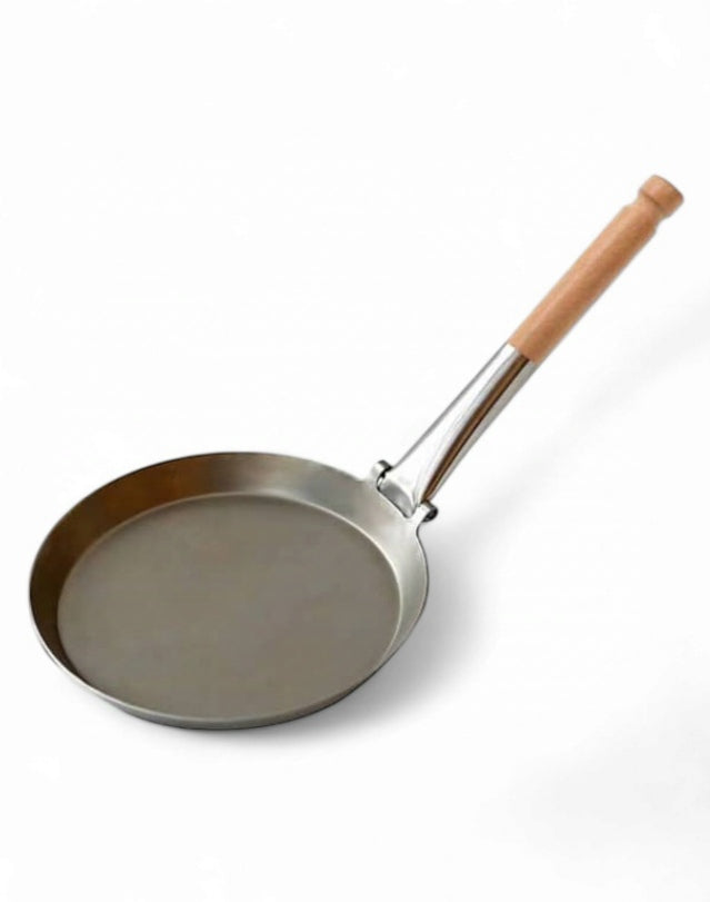 Jägerpfanne Ø21 cm mit Klappgriff aus Birkenholz – 26 cm Grifflänge