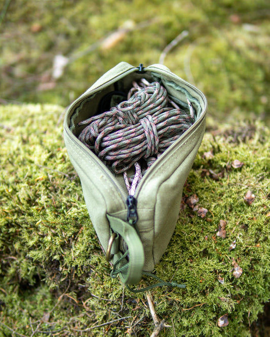 Organizer-Tasche aus Canvas in Olivgrün – YKK Reißverschluss