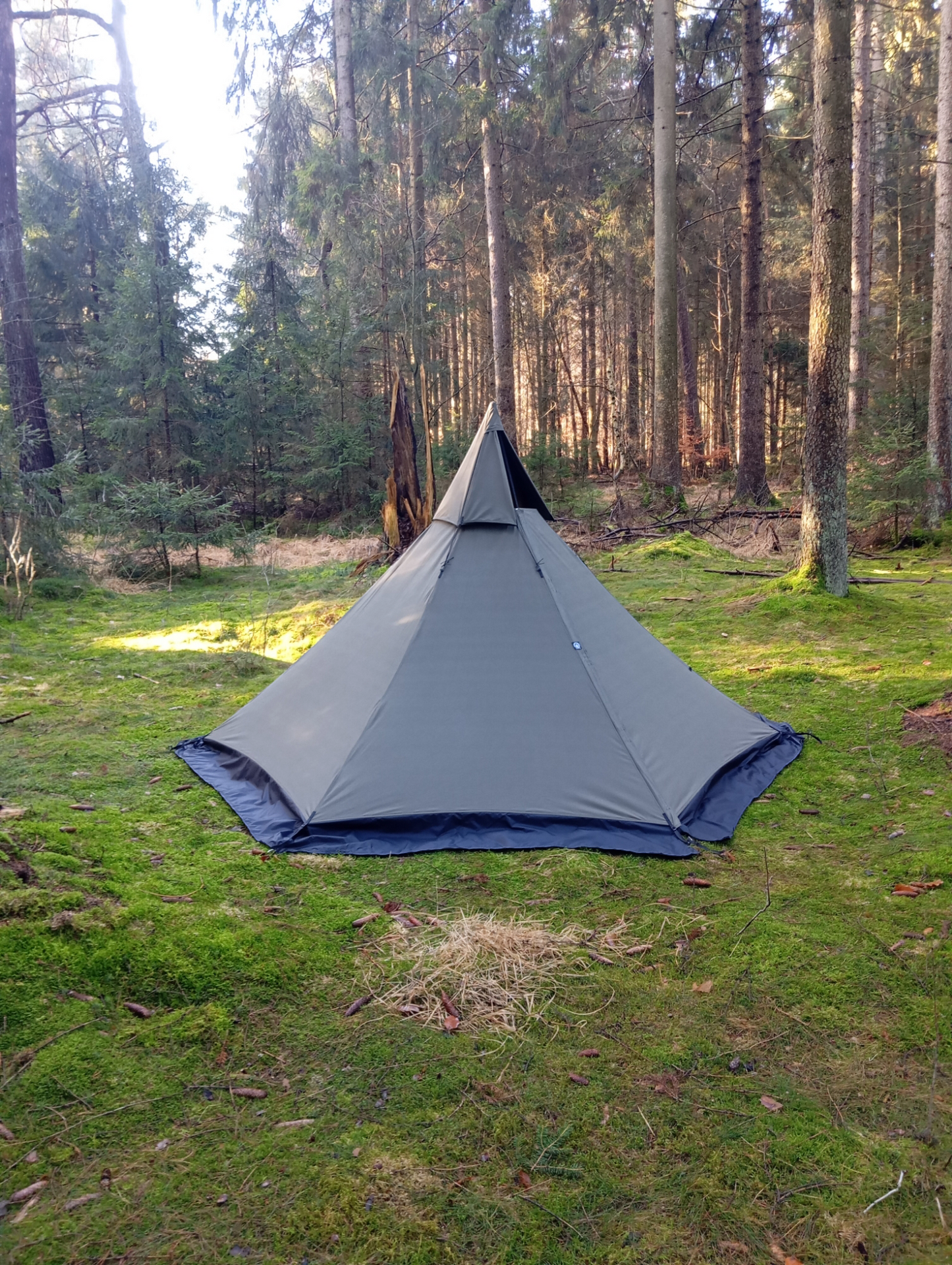 Nordic Wolf Canvas Tent 2P "RAIDO" - Olive Green