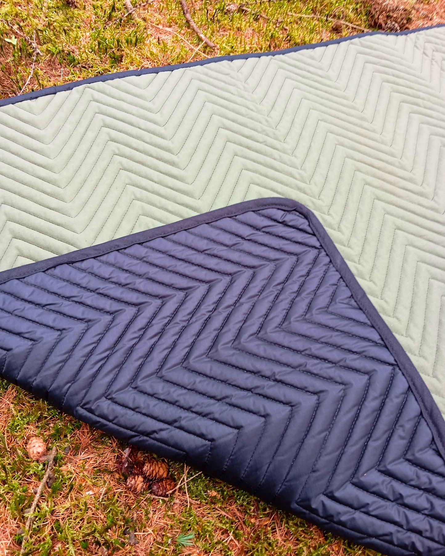 Canvas-Schafwollmatte mit Zickzackmuster (Bedroll) "FREYA" - Made in Germany