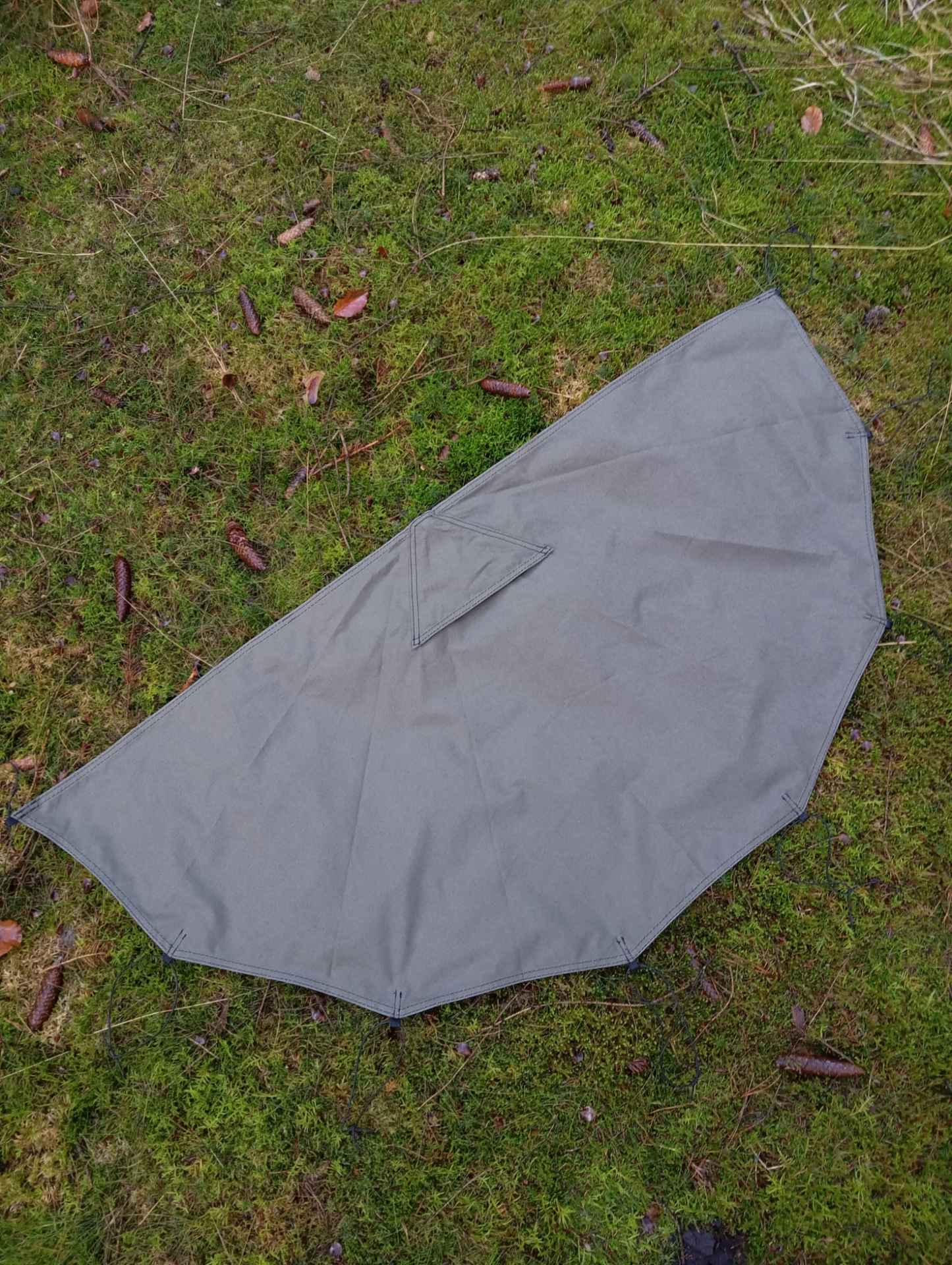 Nordic Wolf Canvas Tent 2P "RAIDO" - Olive Green