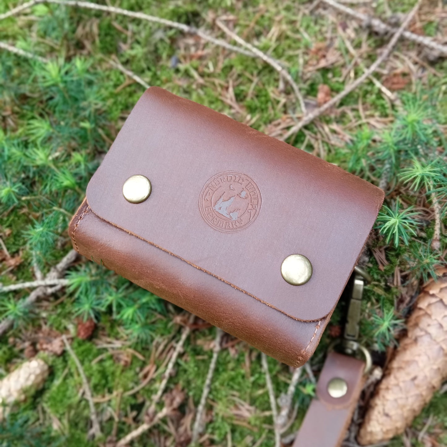 Gewürztasche aus Leder handgefertigt inklusive 3 Glassfläschchen