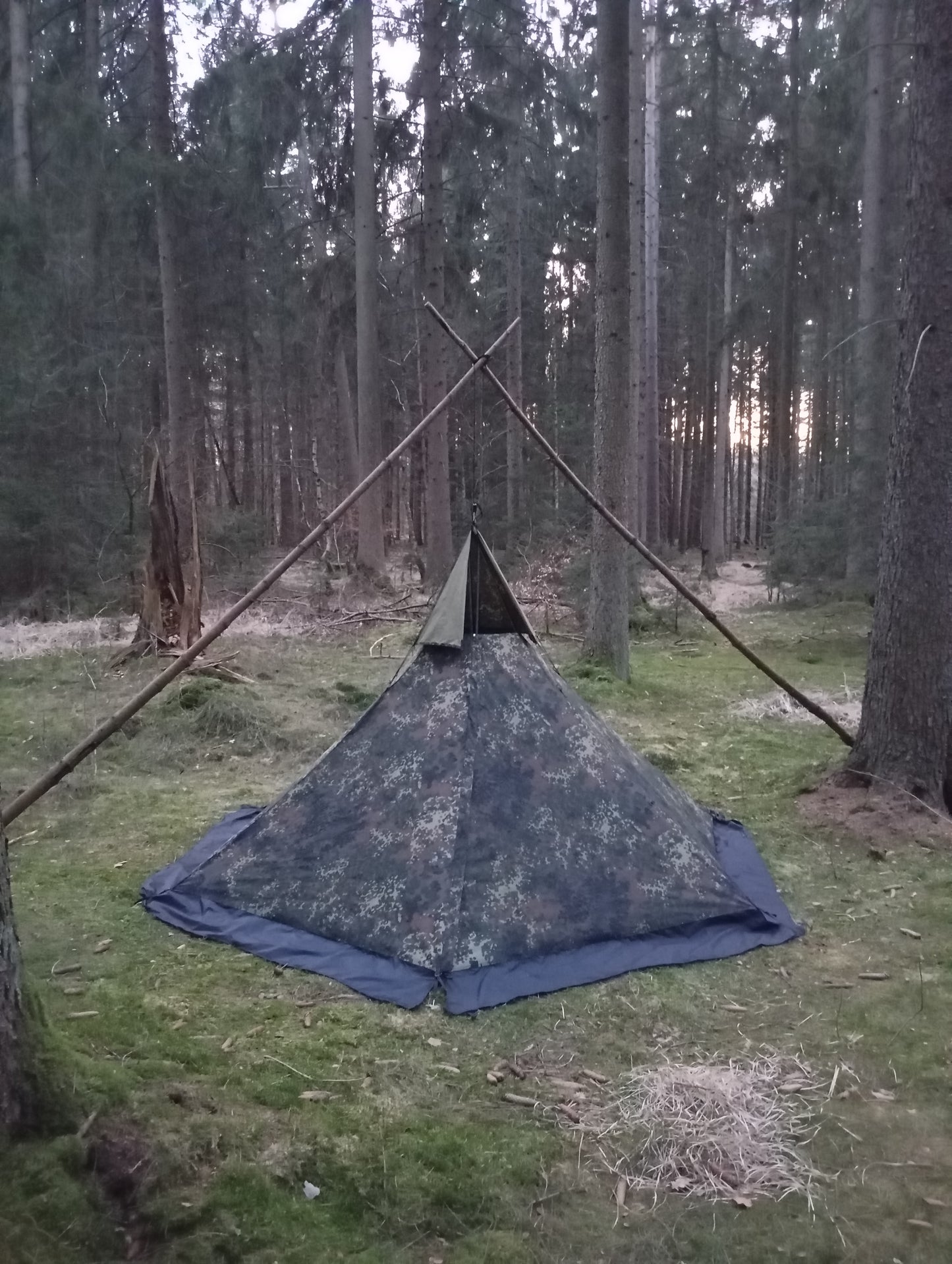 Nordic Wolf Canvas Tent 2P "RAIDO" - camouflage