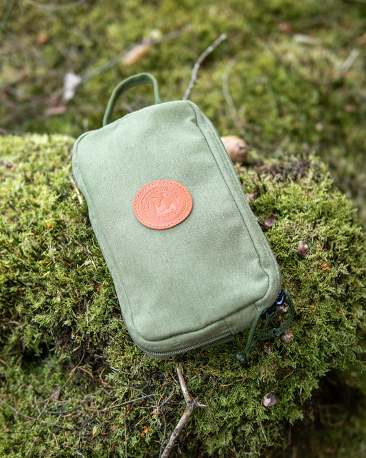 Canvas organizer bag in olive green – YKK zipper