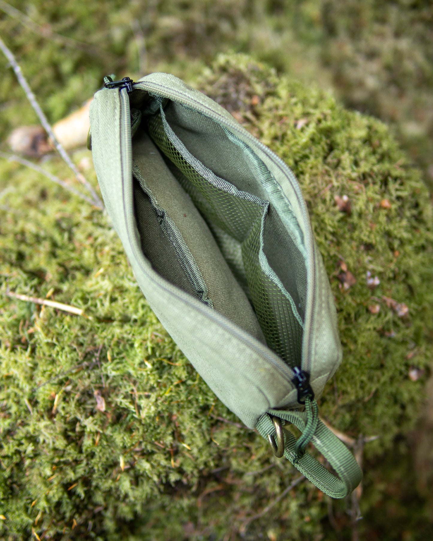 Bolsa organizadora de lona verde oliva con cremallera YKK