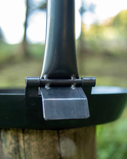Hunter's pan Ø24 cm with folding handle made of wood and carbon steel