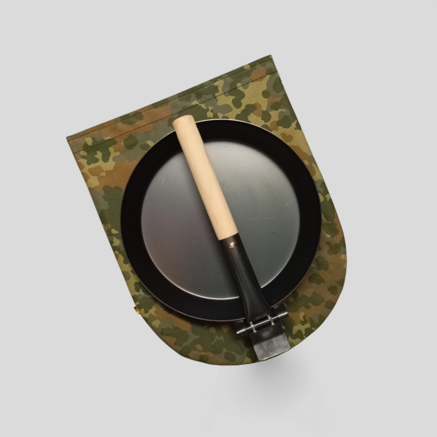 Transporttasche für Pfanne mit Klappgriff (Ø 24 cm) – Wasserdichtes in Flecktarn